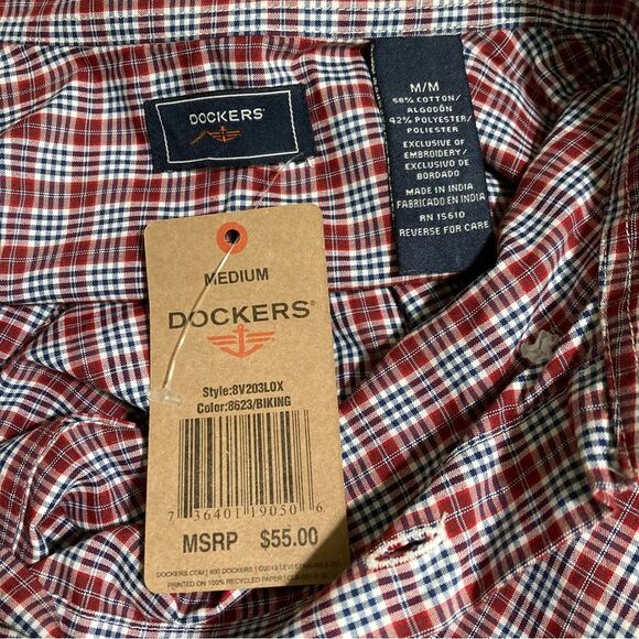 Dockers Button Up Down Shirt Size Medium Red White Plaid NWT - Picture 5 of 5